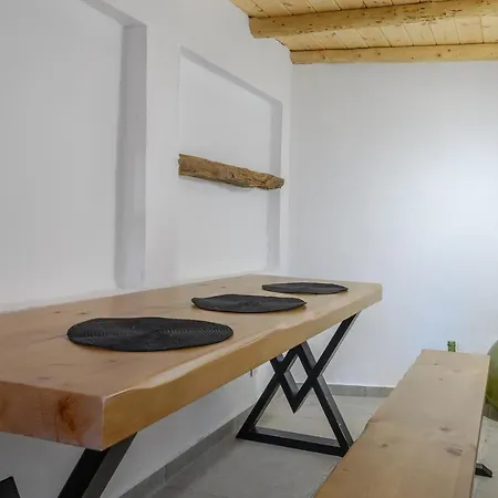 Nomas Imbros Holiday home