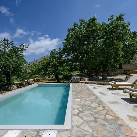 Nomas Imbros Holiday home